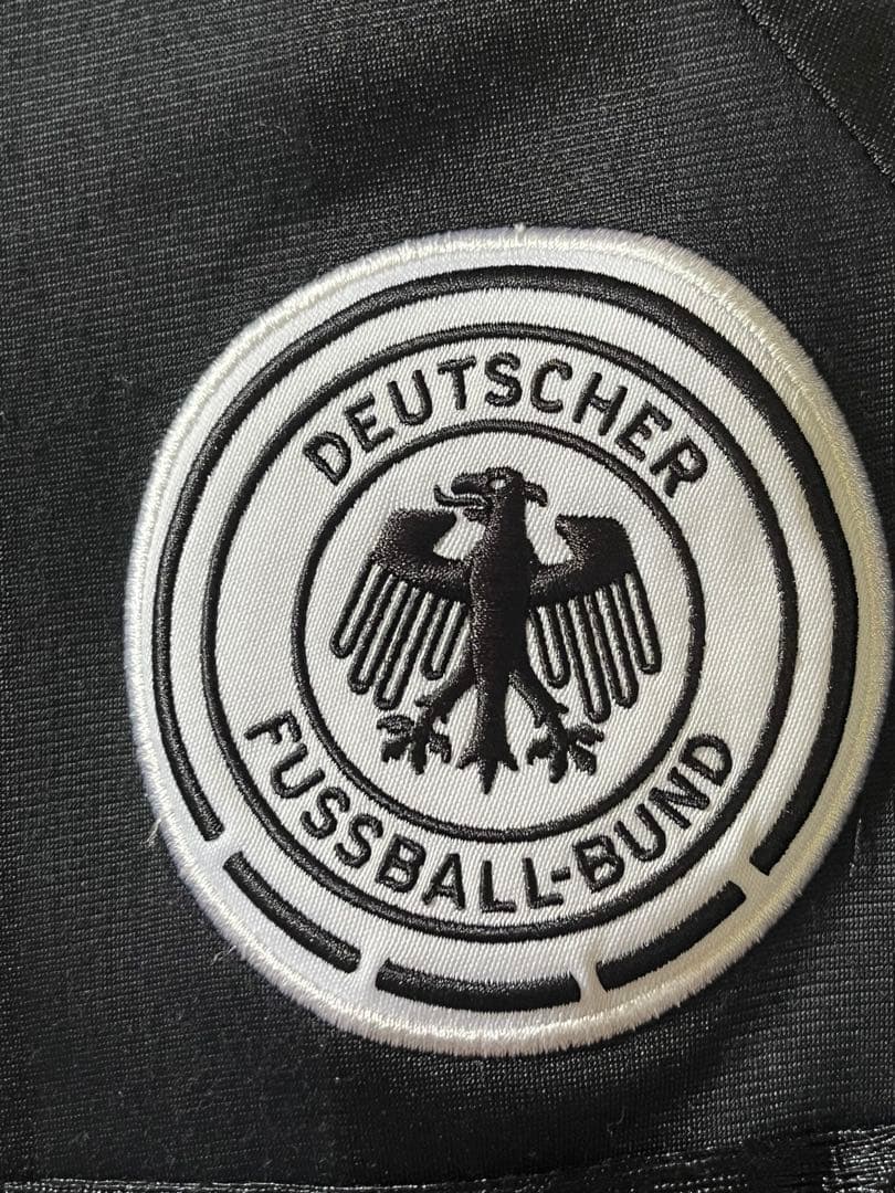 希少！adidas 1992 vintage ドイツ代表ジャージ　ブラック　s