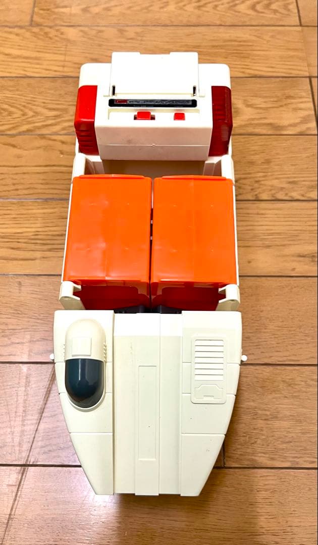 未使用　トミカ未来緊急隊 アースコマンダー スーパーコマンドベース TOMY