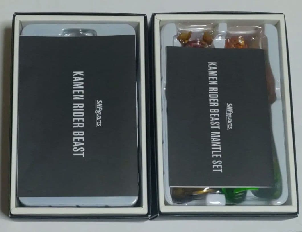 真骨彫製法 仮面ライダービースト マントセット