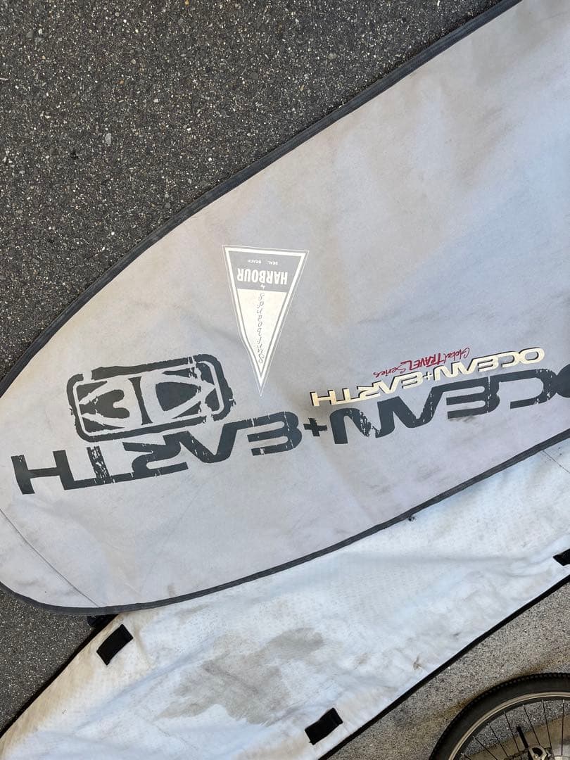 ハーバーロングボード 赤9.2ぐらいです。気になるところは樹脂塗りしています