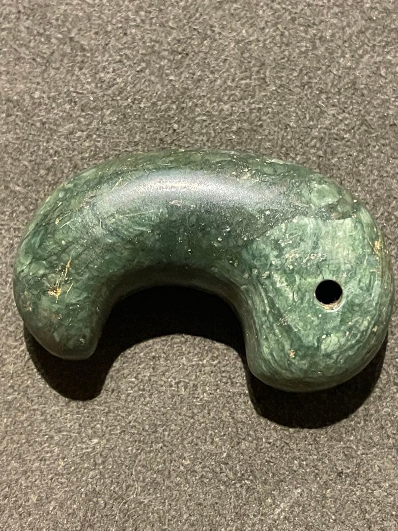 古墳時代　出雲石勾玉　コの字型 大型　出土品