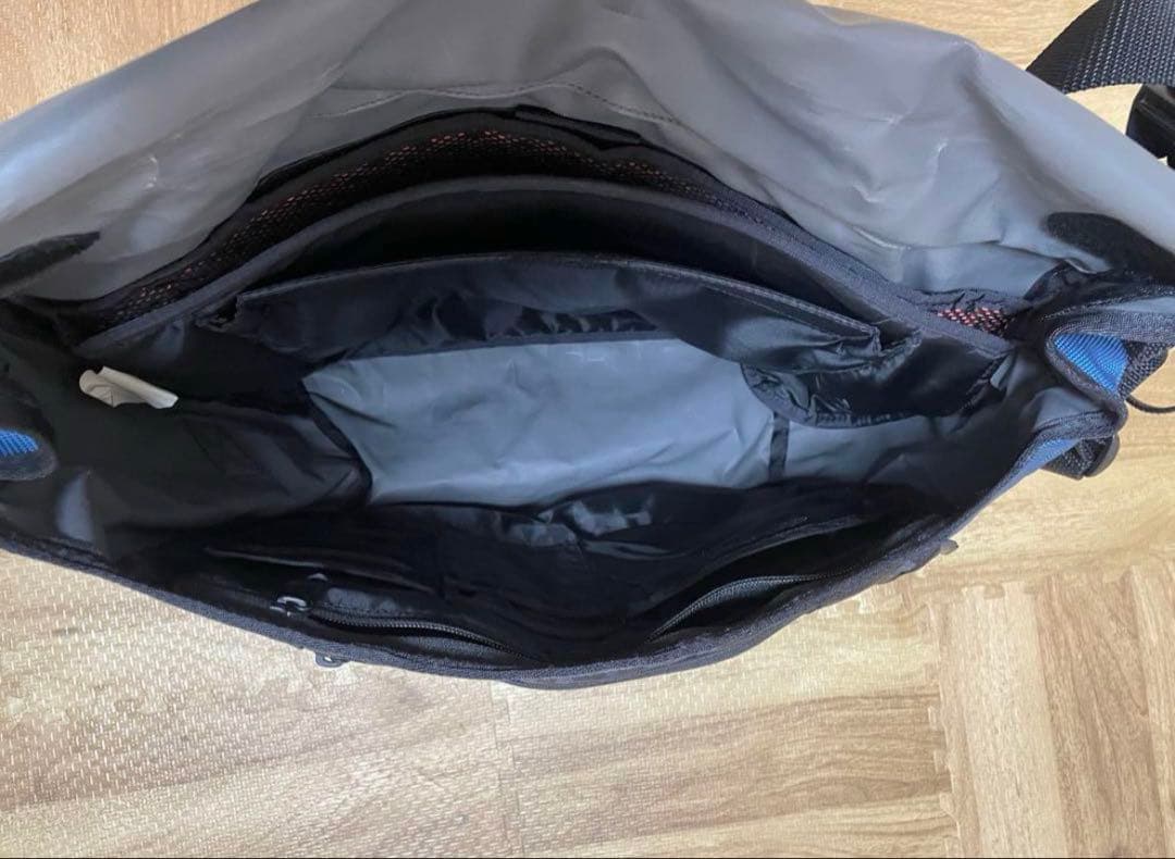 Timbuk2 メッセンジャーバッグ 青/黒 旧ロゴ