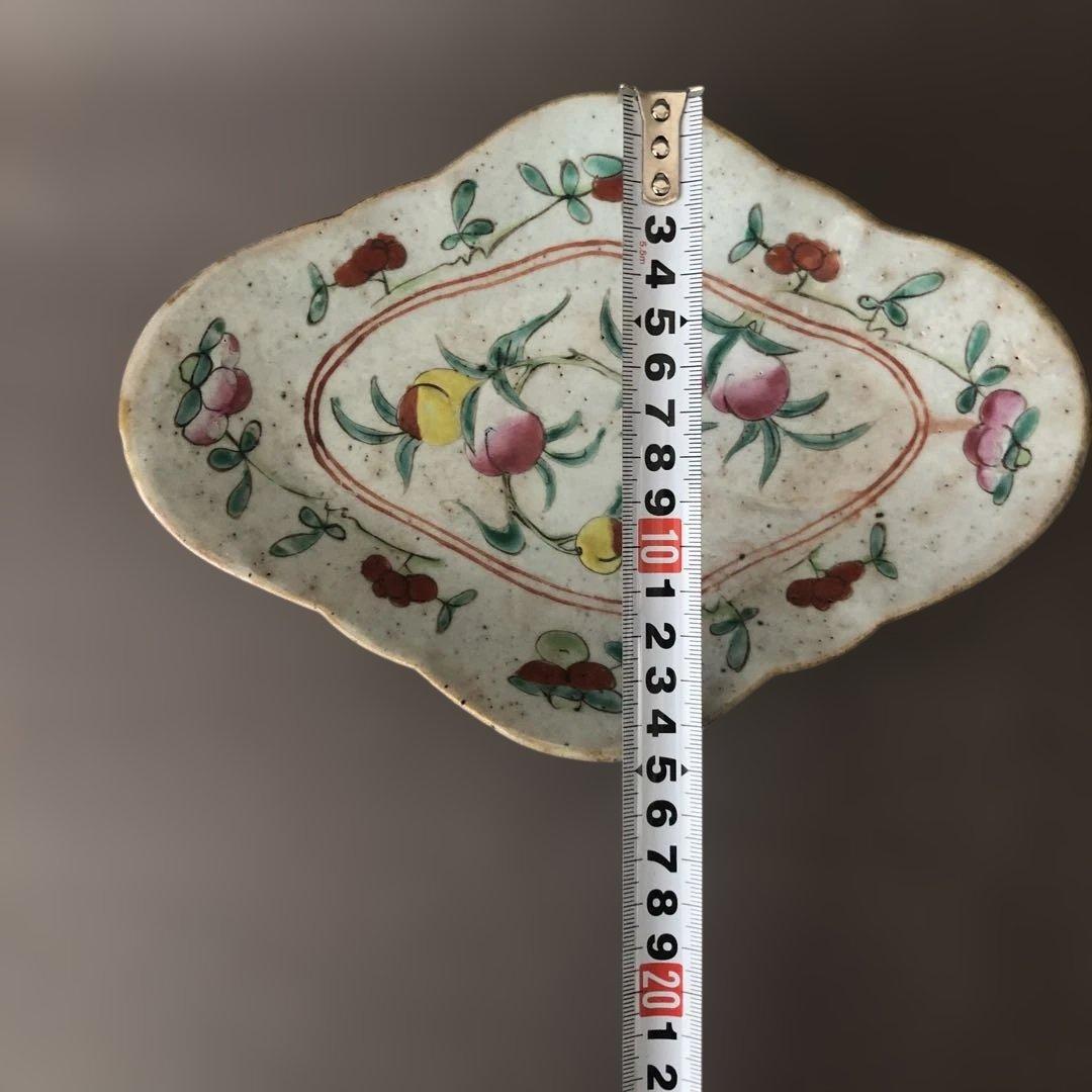 中国陶器　花柄彩色の食器 アンティーク皿
