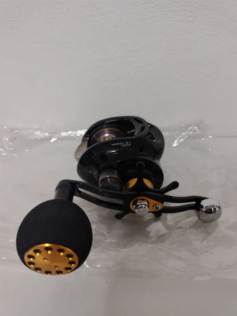 【新品未使用】ダイワ　 ヴァデル VADEL BJ 100 SH