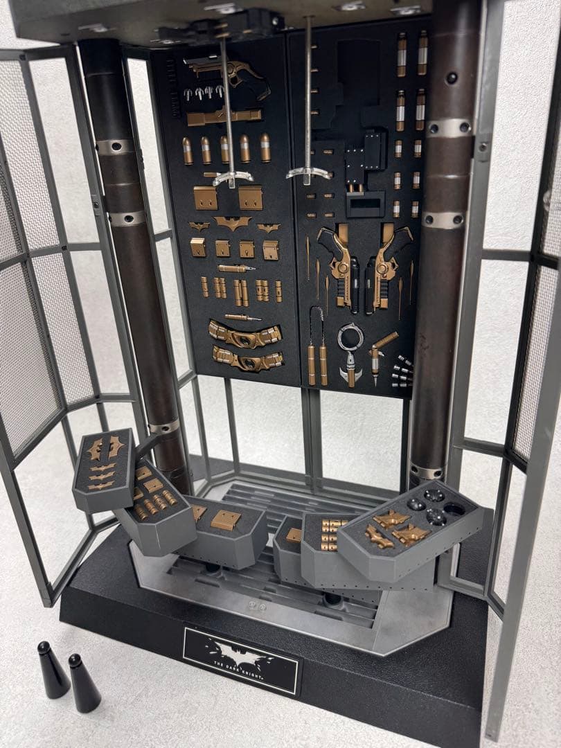 b*d様 バットマン格納庫 ダークナイト ホットトイズ