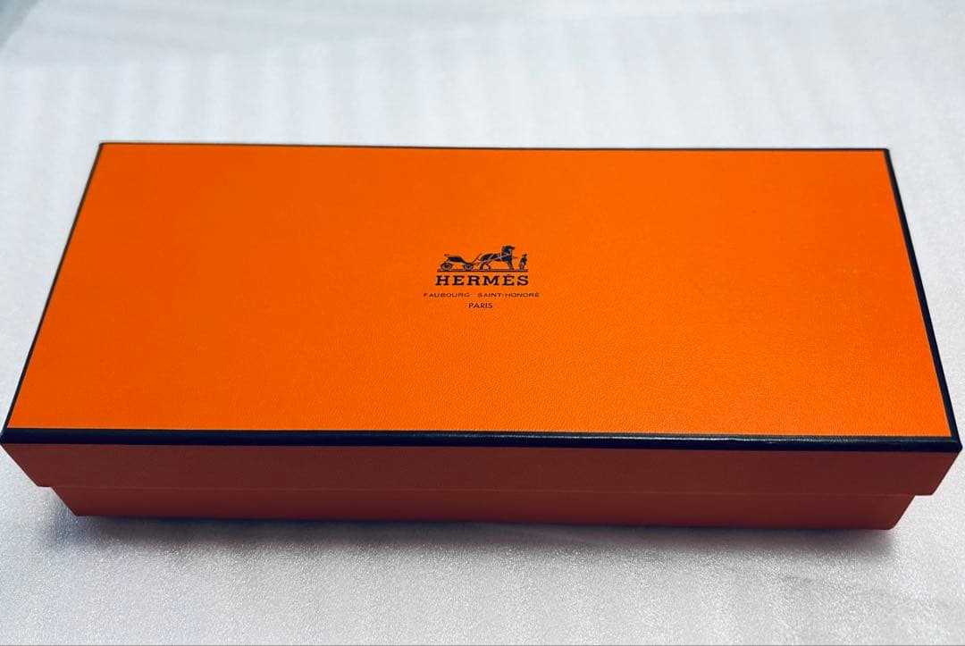 新品　HERMES エルメス フェイタオル　箱