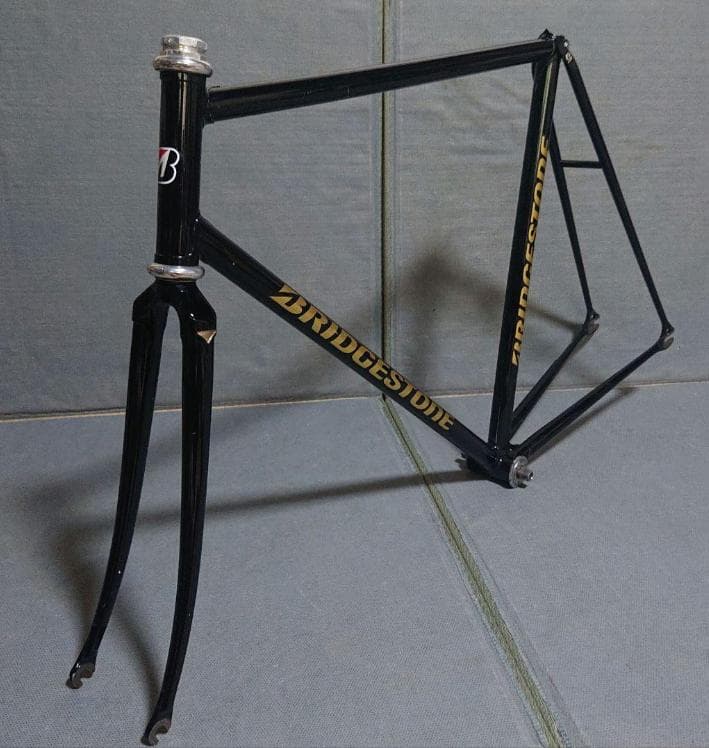 送料込み　BRIDGESTONE ピスト フレーム ブラック njs 競輪