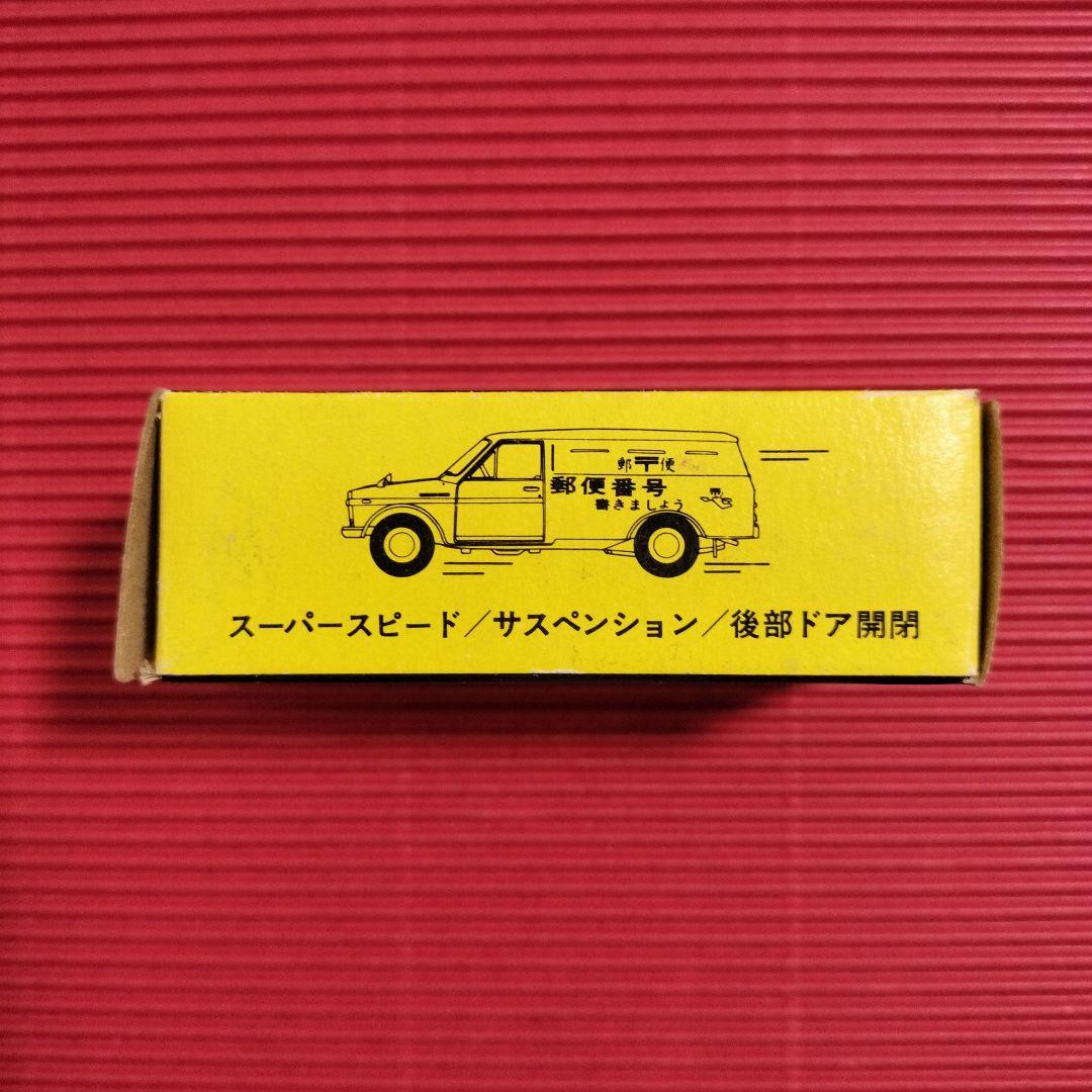 トミカ『トヨタハイラックス』1Eホイール