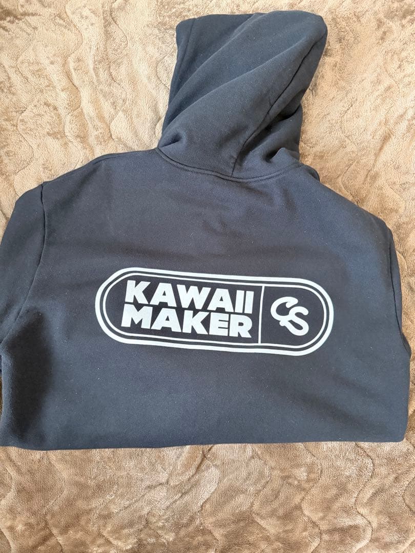 CUTIE STREET ジップアップパーカー とTシャツ