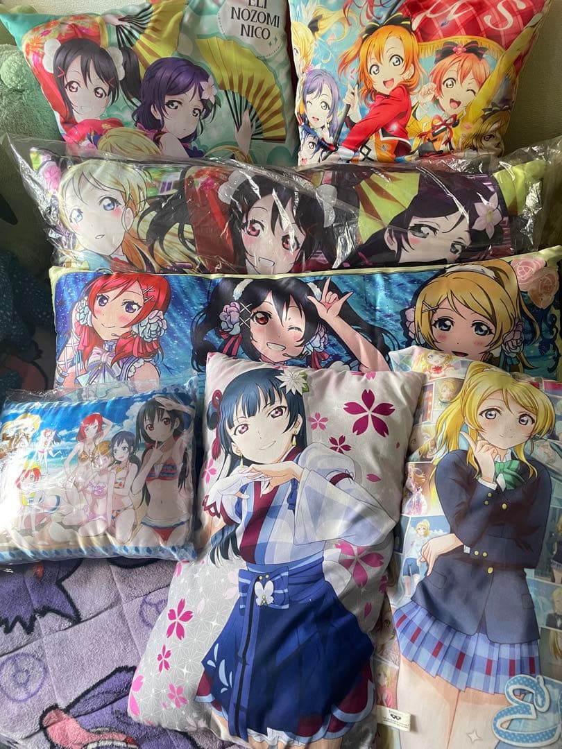 ラブライブ ラブライブサンシャイン 虹ヶ咲学園 グッズ