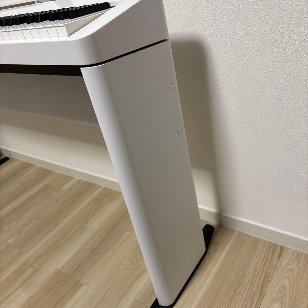 CASIOカシオ　PX-S1100WE プリヴィア　ホワイト電子ピアノ88鍵盤