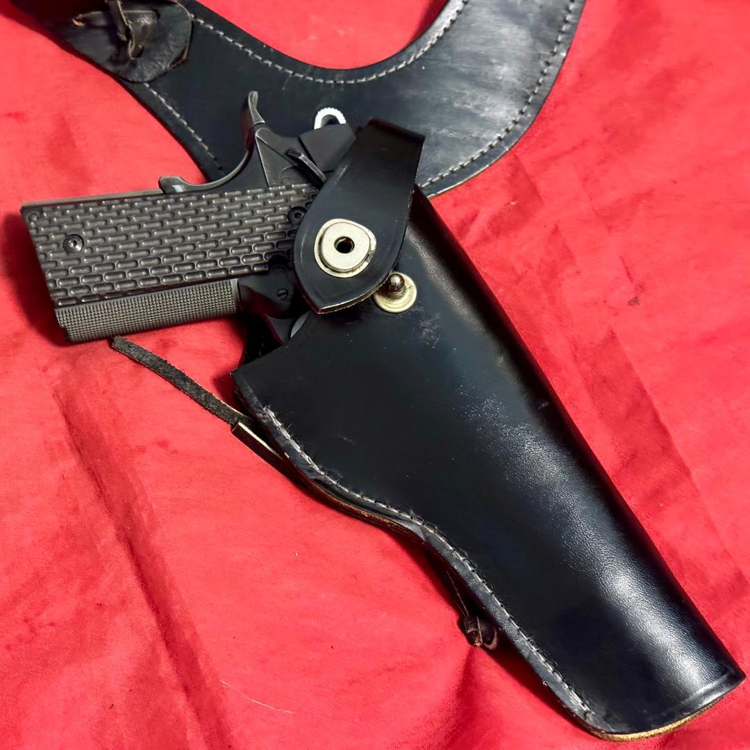 整備済 革製 ショルダーホルスター リボルバー オートマチック 対応
