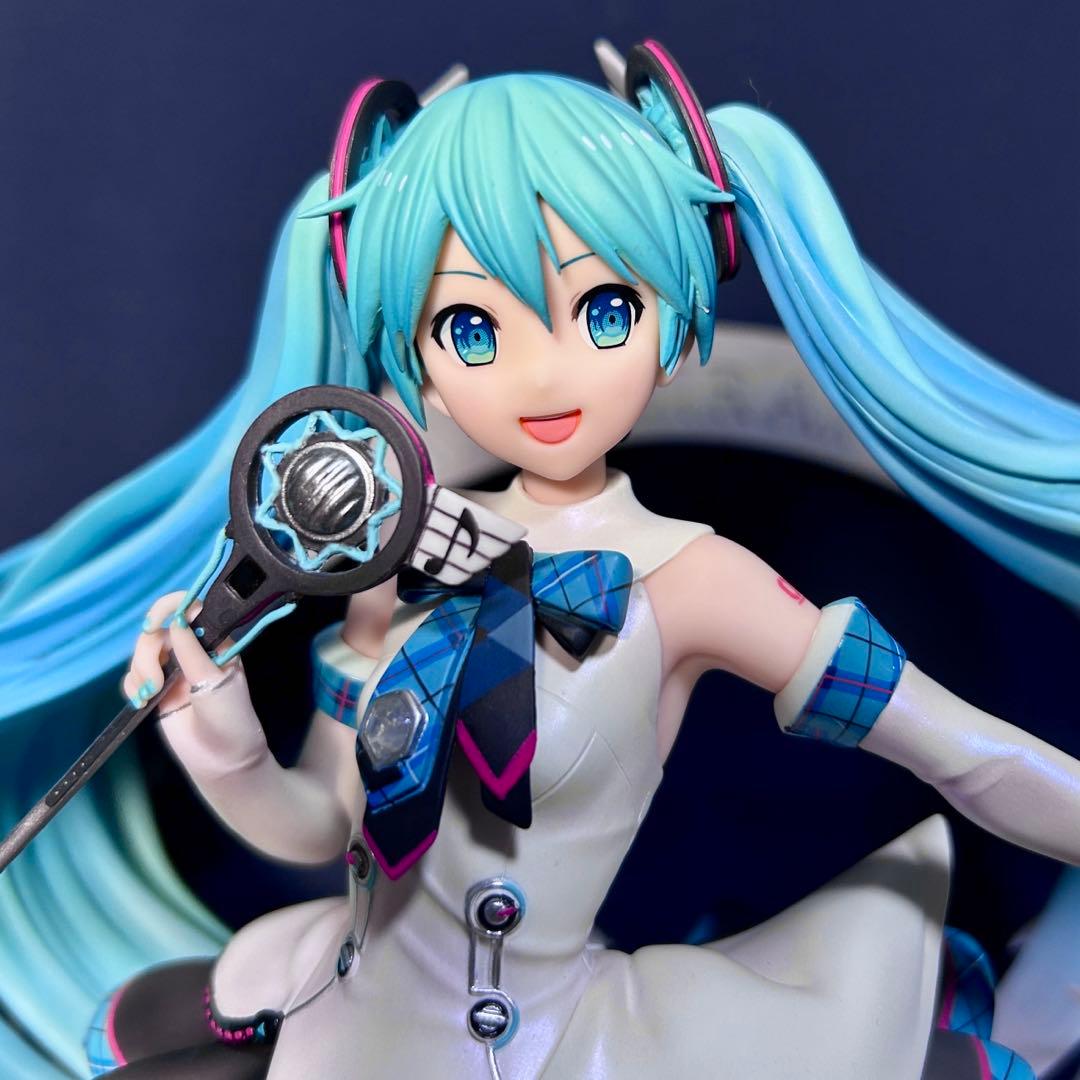 初音ミク「マジカルミライ 2017」Ver. 1/7スケールフィギュア 箱無し