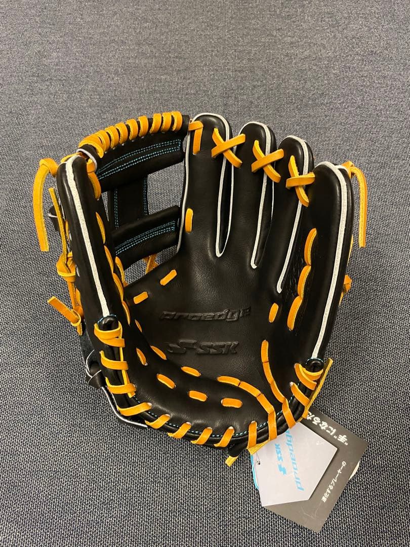 新品　プロエッジ　野球 硬式グローブ 一般用　大人　右投げ　グラブ　内野　右利き