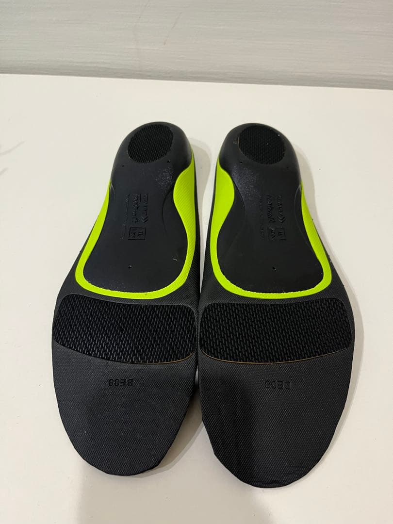 ASICS シューズ ノヴァブラスト 5 ほぼ未使用1回＋ZAMSTインソール付