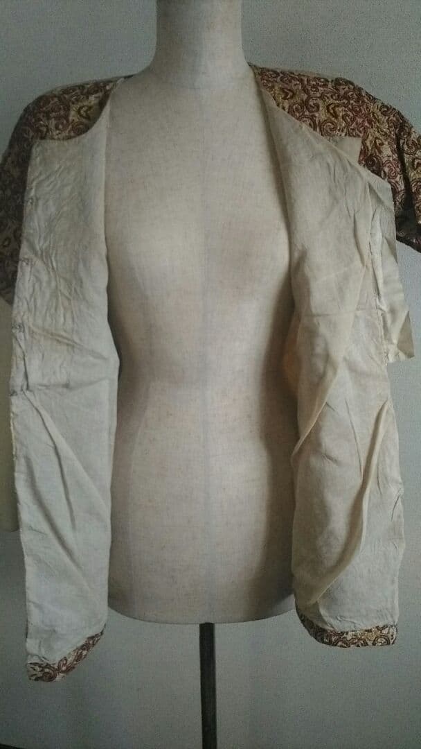 ボリウッド衣装　アンティーク　シルクの刺繍トップス