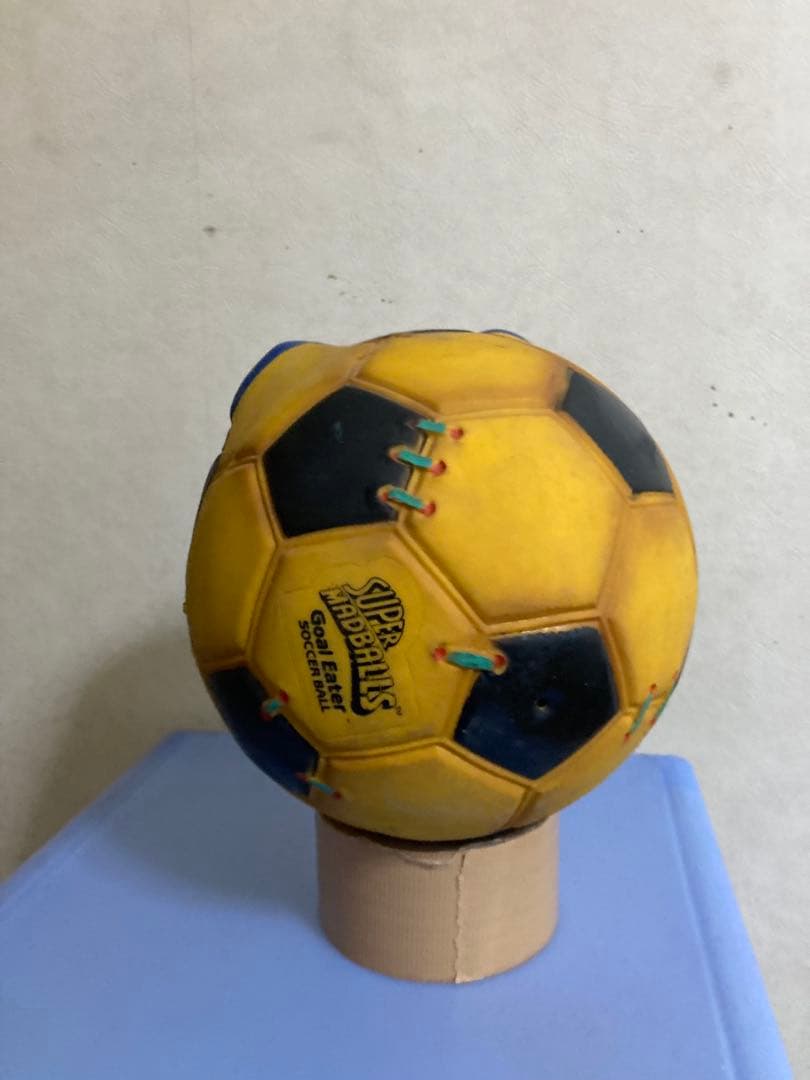 週末セール　スーパーマッドボール　サッカーボール　MADBALLS