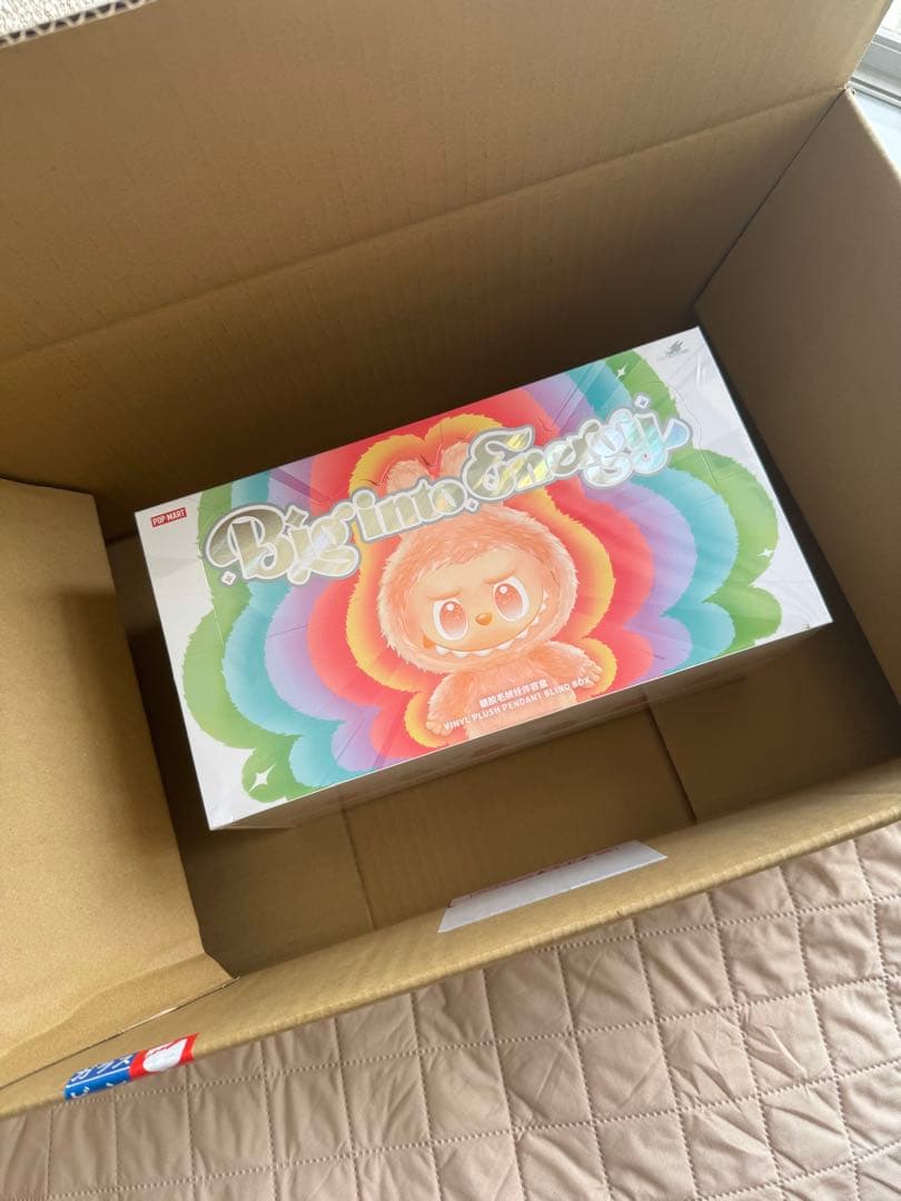 POPMART THE MONSTERS BIG INTO ENERGY ラブブ