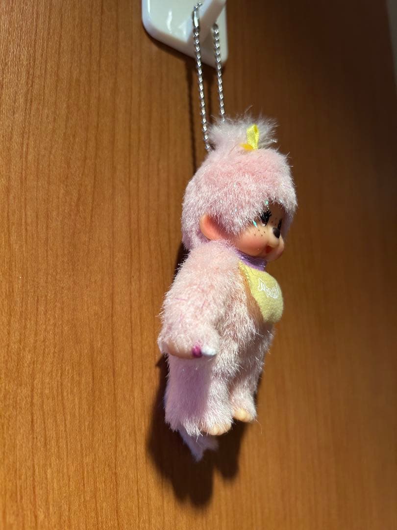 新品 モンチッチ ピンク ラメ キーホルダー　非売品