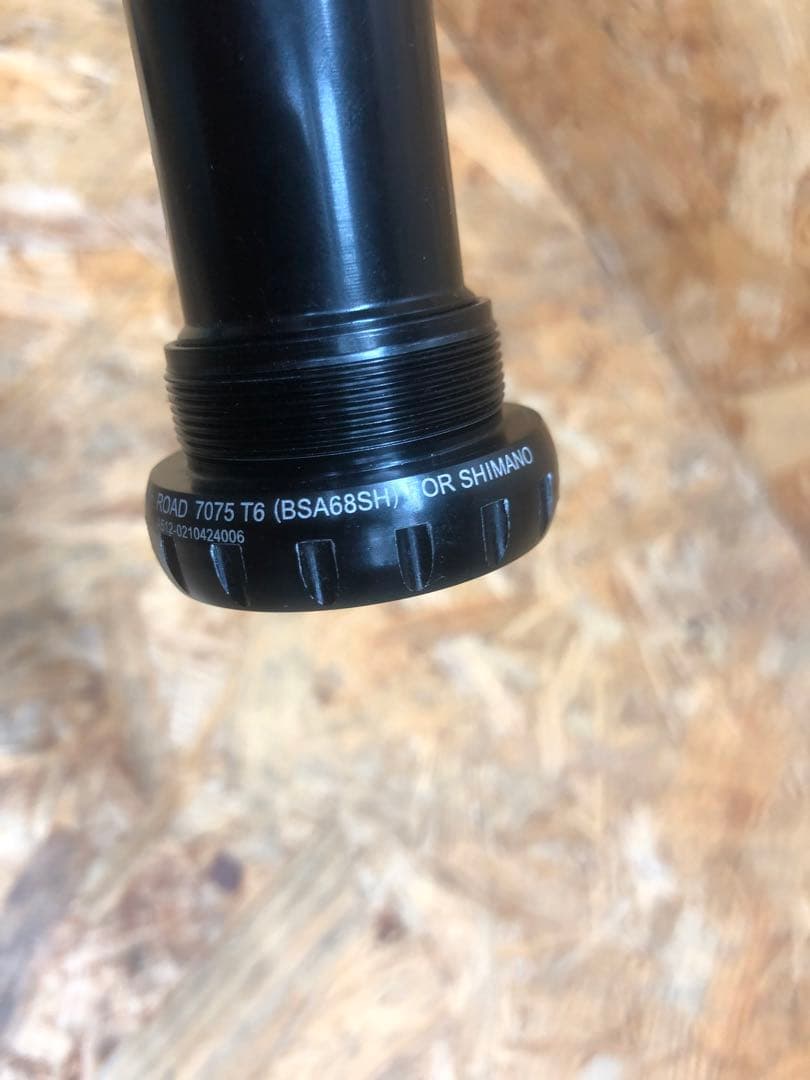 WISHBONE CERAMIC BB シマノ BSA68SHセラミック