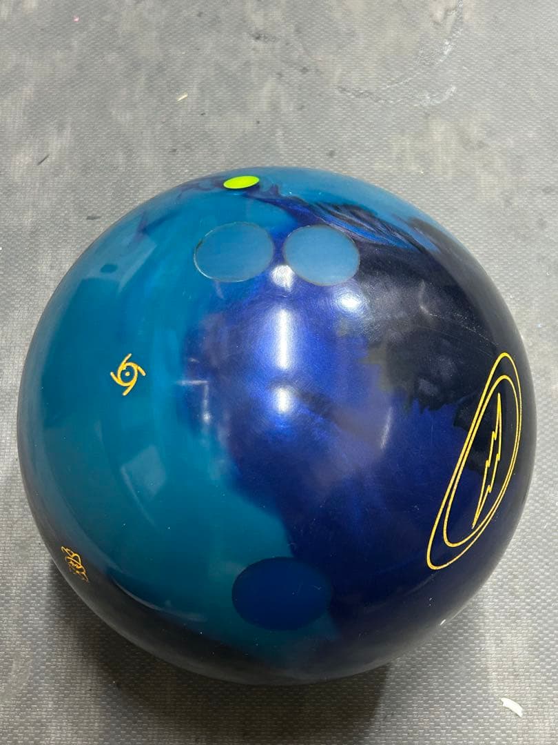 【プラグ済美品】アストロフィジックス2 ボウリングボール