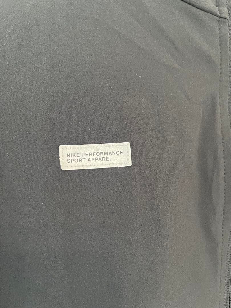 Nike✴︎ アンリミテッドウィンドブレーカー　Mサイズ