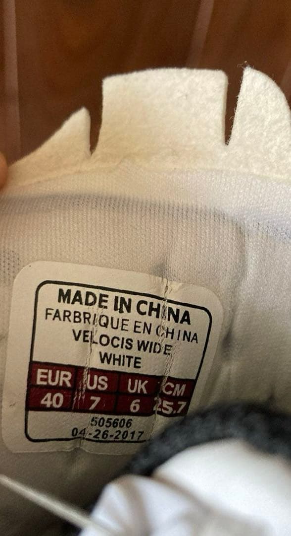 Bontrager ホワイト 自転車シューズ　クリート　クリートカバー付き