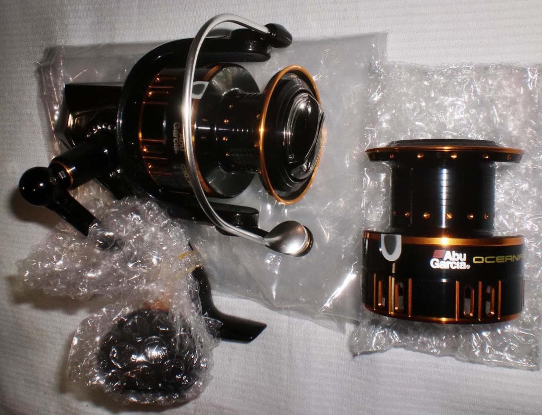 アブガルシア　オーシャンフィールド≪５０００／５０００Ｓ≫浅溝スプール付き　新品