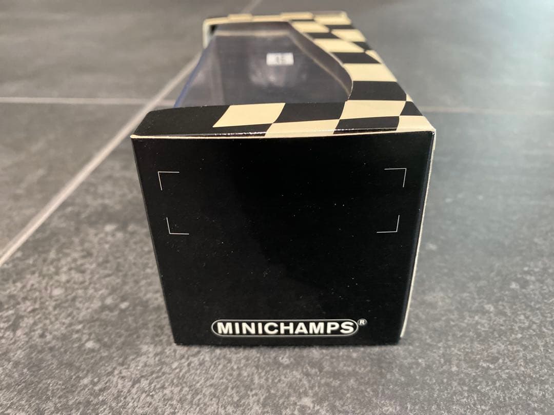 ドイツ国内ショップ限定MINICHAMPS