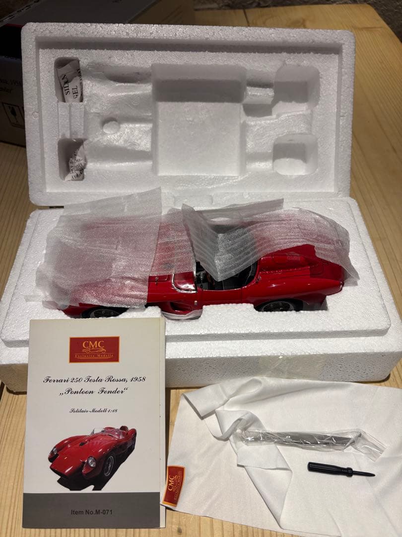 CMC1/18フェラーリ250テスタロッサ1958 Pontoon Fender