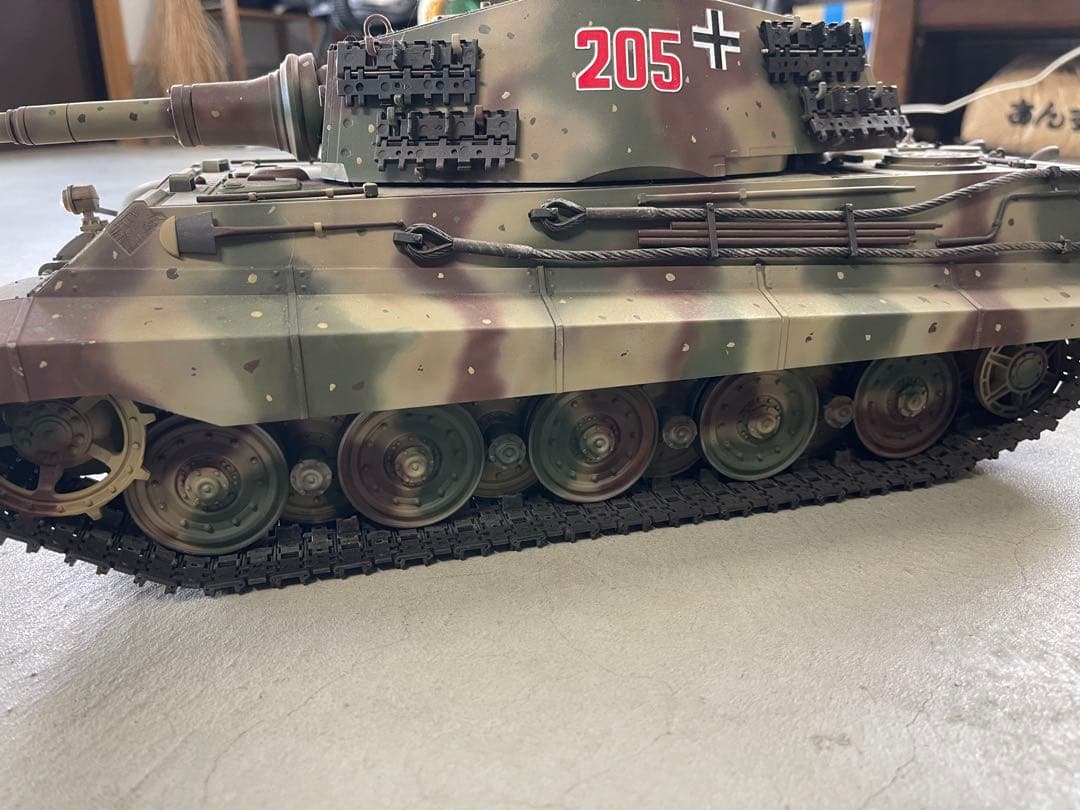 ヘンロン1／16 キングタイガーラジコン戦車　ジャンク