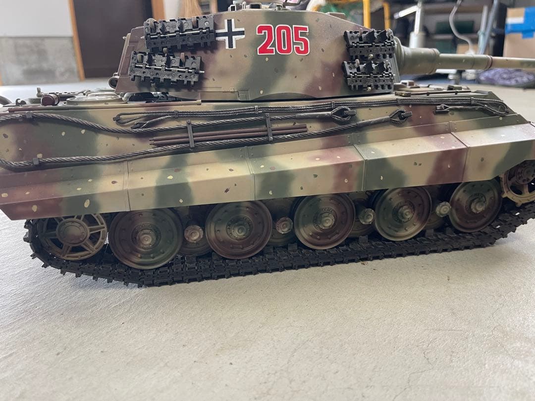 ヘンロン1／16 キングタイガーラジコン戦車　ジャンク