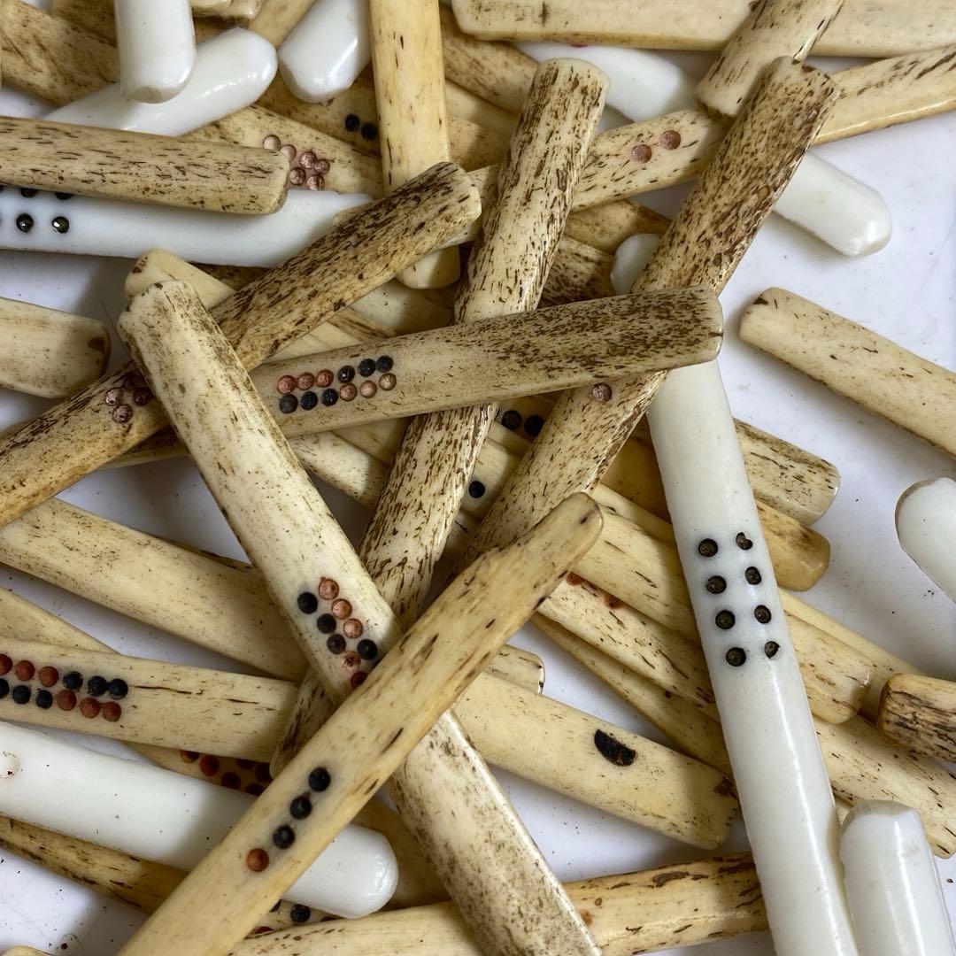 中国古玩 玉壷清玩 唐木入・骨製 麻雀牌 東キ8-0124☆2F トヒトオ