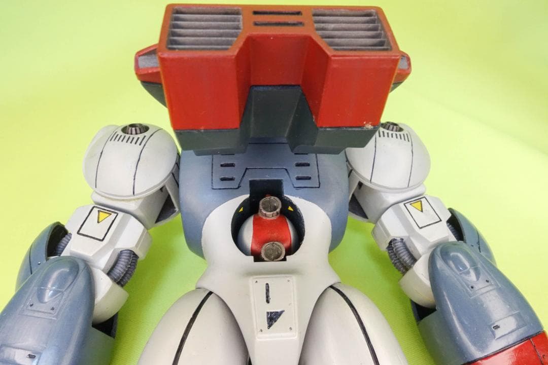 【全塗装完成品】1/100　ラウンド・バーニアン・バイファム ／整備ハンガー付