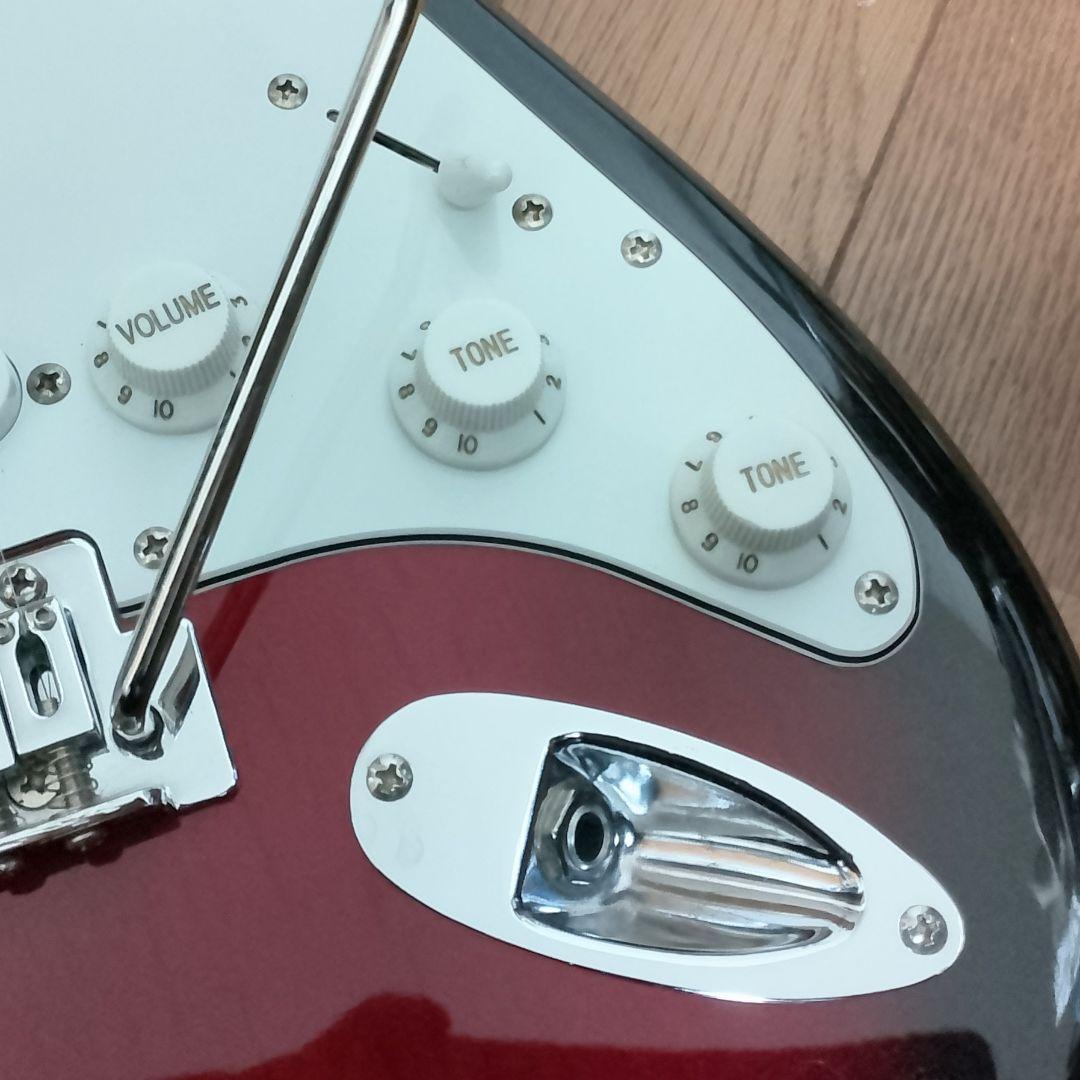 PhotoGenic　ストラトキャスタータイプ　エレキギター　弦は新品に交換済み