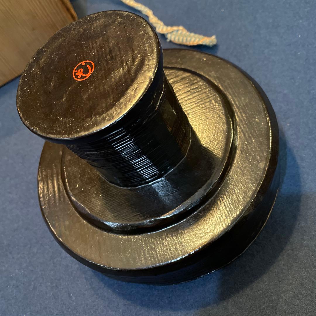 茶道具「菓子器」千家十職【飛来一閑】(造)の『独楽形 菓子器』共箱