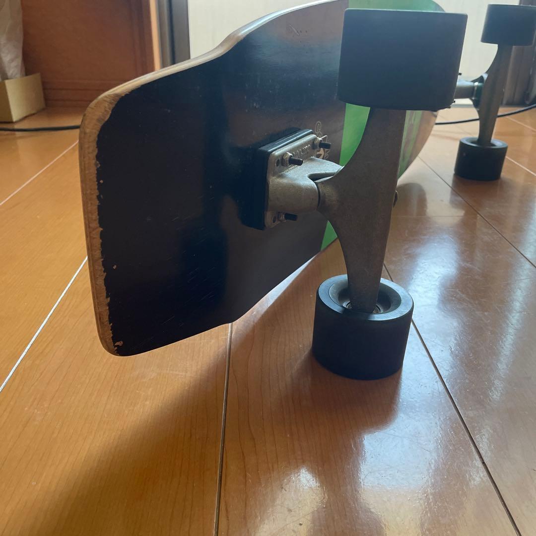 カーバー(Carver Flying Manta CX4 )