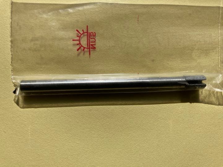 硬い石、レンガなどに穴を開けるダイヤモンド工具