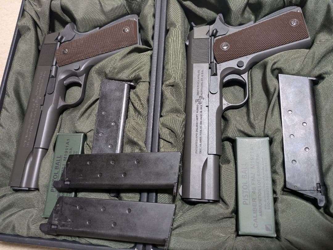マルイ　m1911a1　2丁　スペアマガジン2本