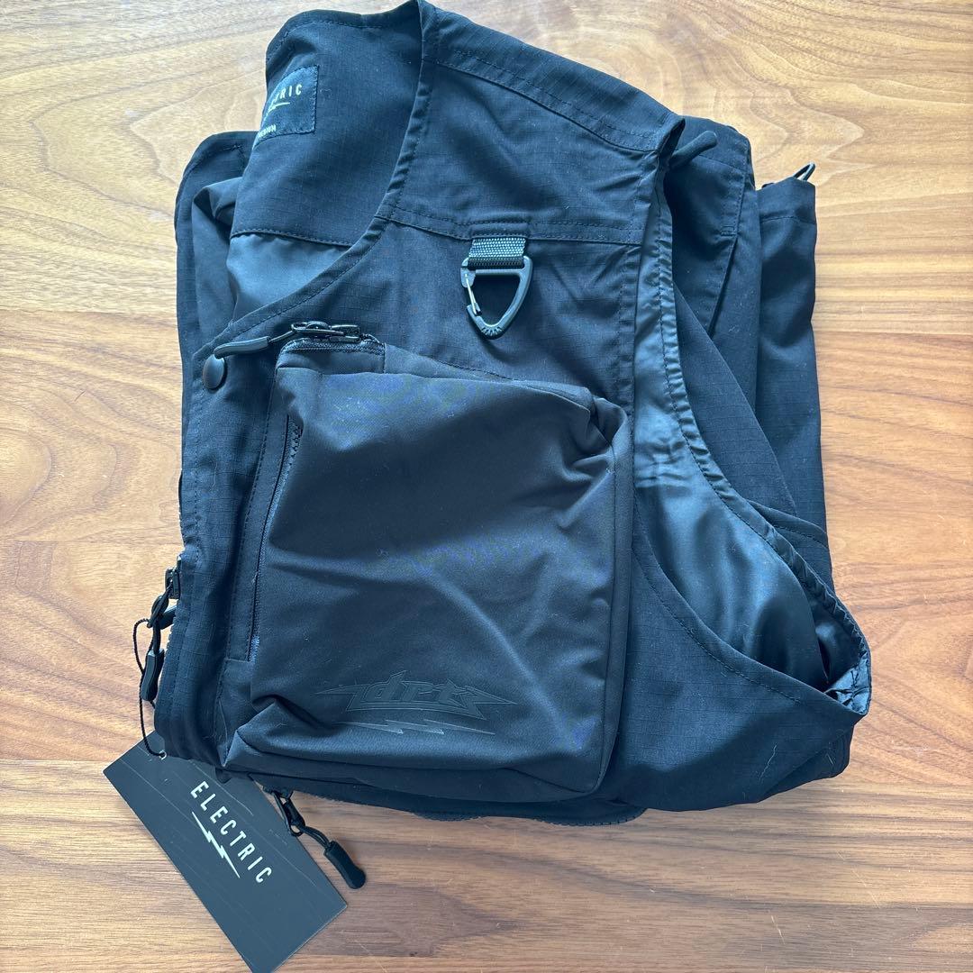 ☆新品☆希少☆DRT×エレクトリック　トロフィーショットベスト　ブラック　M