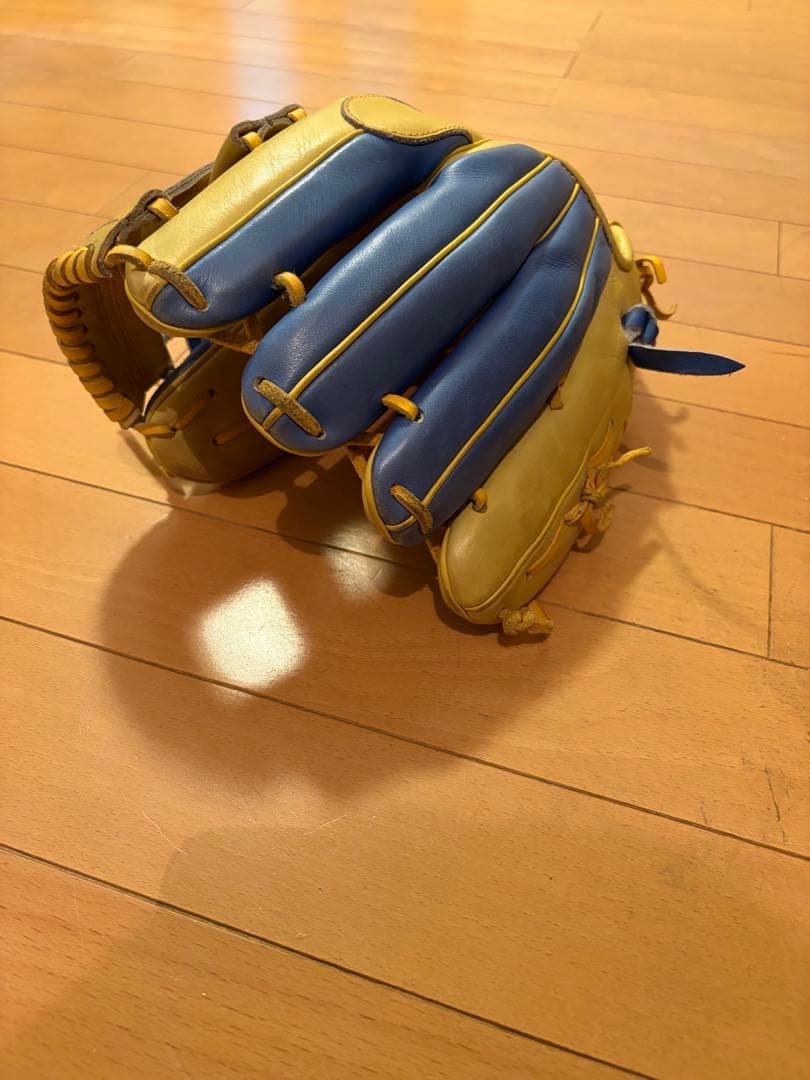 軟式　内野手用グローブ