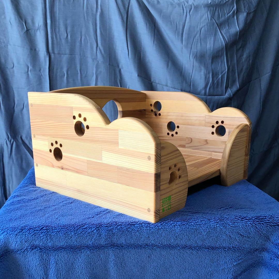 ワンちゃんの腰かけ 木製