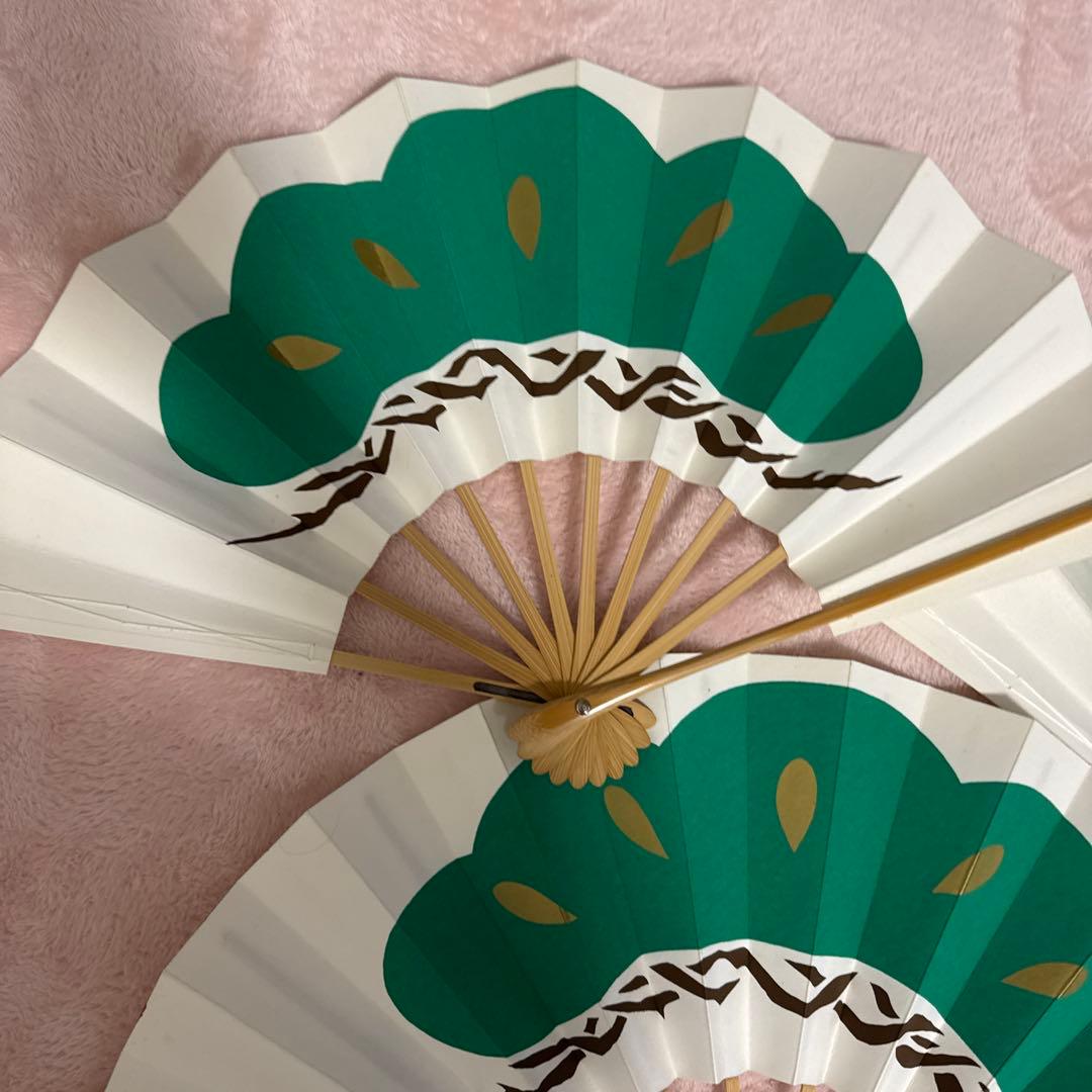 郷土芸能扇子 8本セット 緑と白　松づくし