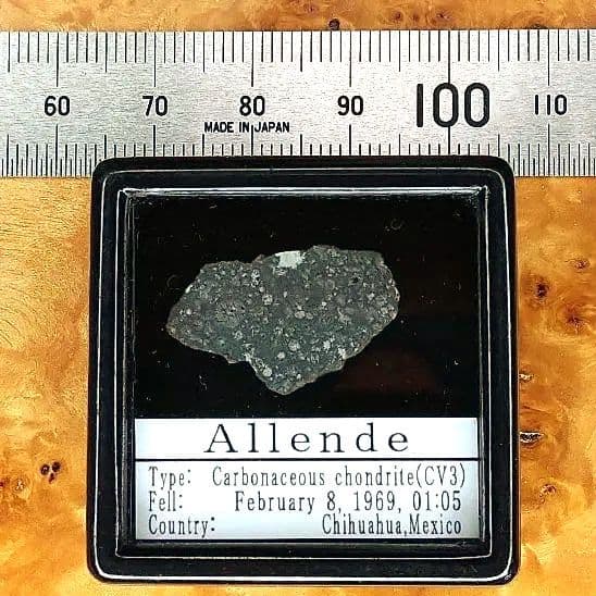 炭素質！アエンデ隕石　エンドカット　標本