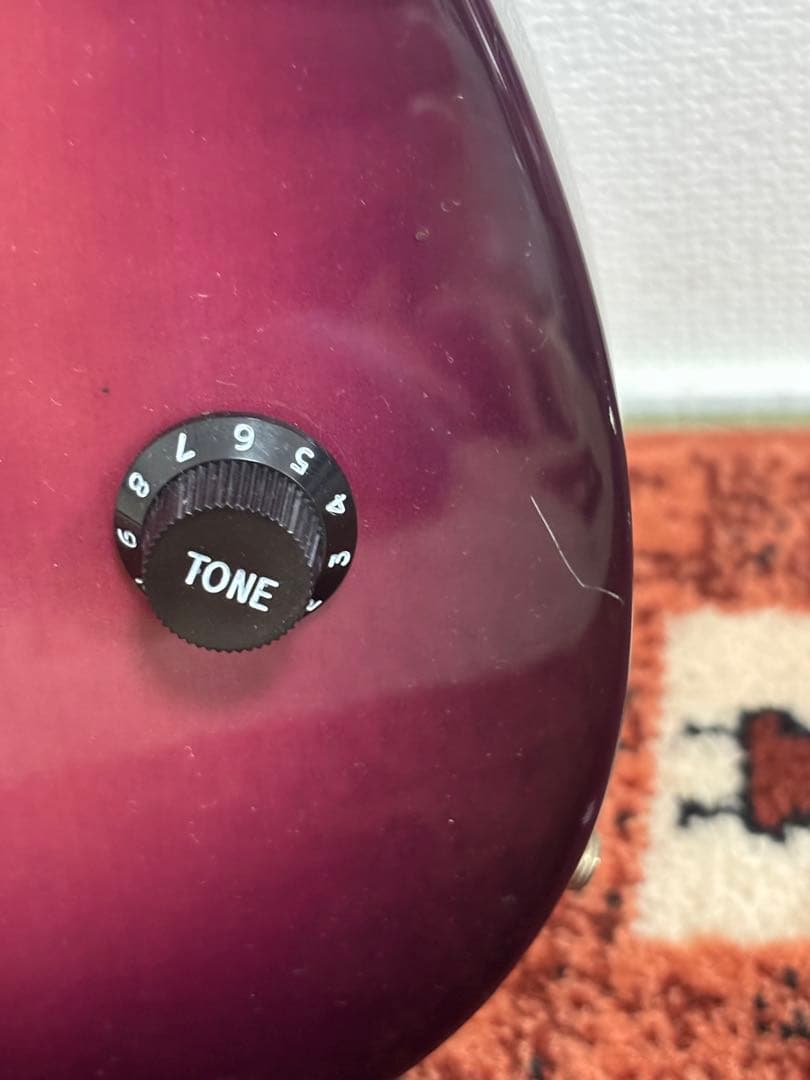 Charvel CDS-38 サンバーストエレキギター ディンキータイプ