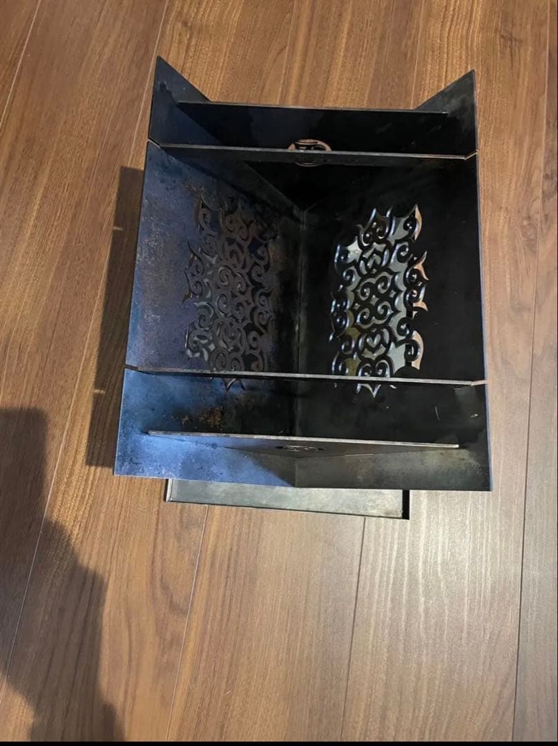 早い者勝ちASOBUGU 黒皮鉄板　AINUアイヌ 焚火台　ケース付き