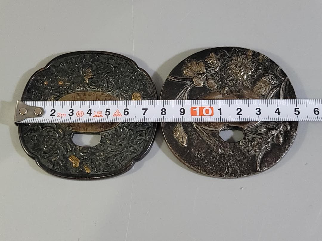 DT346 武具甲冑 刀の鍔 二件 吉宗他