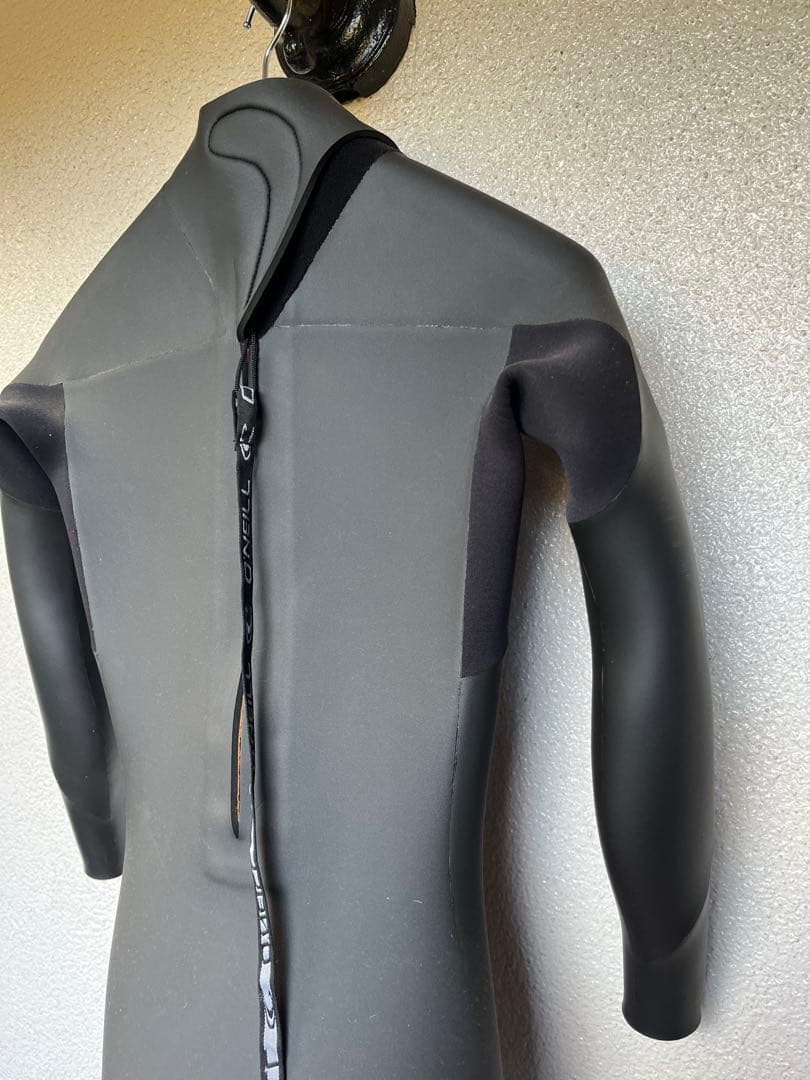 ONEILL オニール 5X3mm ウェットスーツ セミドライ フルスーツ　 M