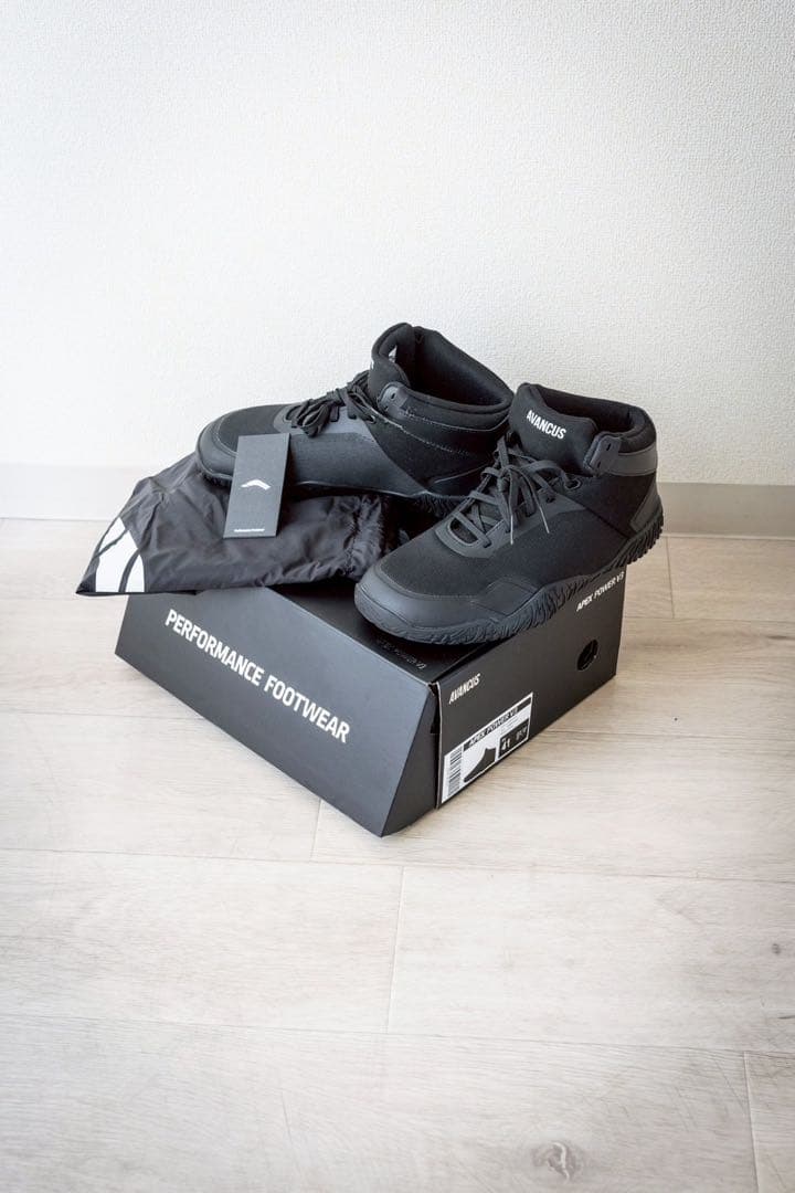 アバンサス　41サイズ　試着のみ