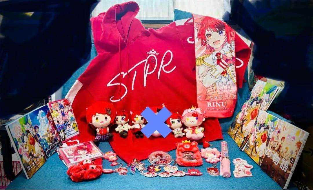 ストプリ莉犬くん　パーカー ぬいぐるみ　本 キーホルダー　缶バッジ等まとめ売り